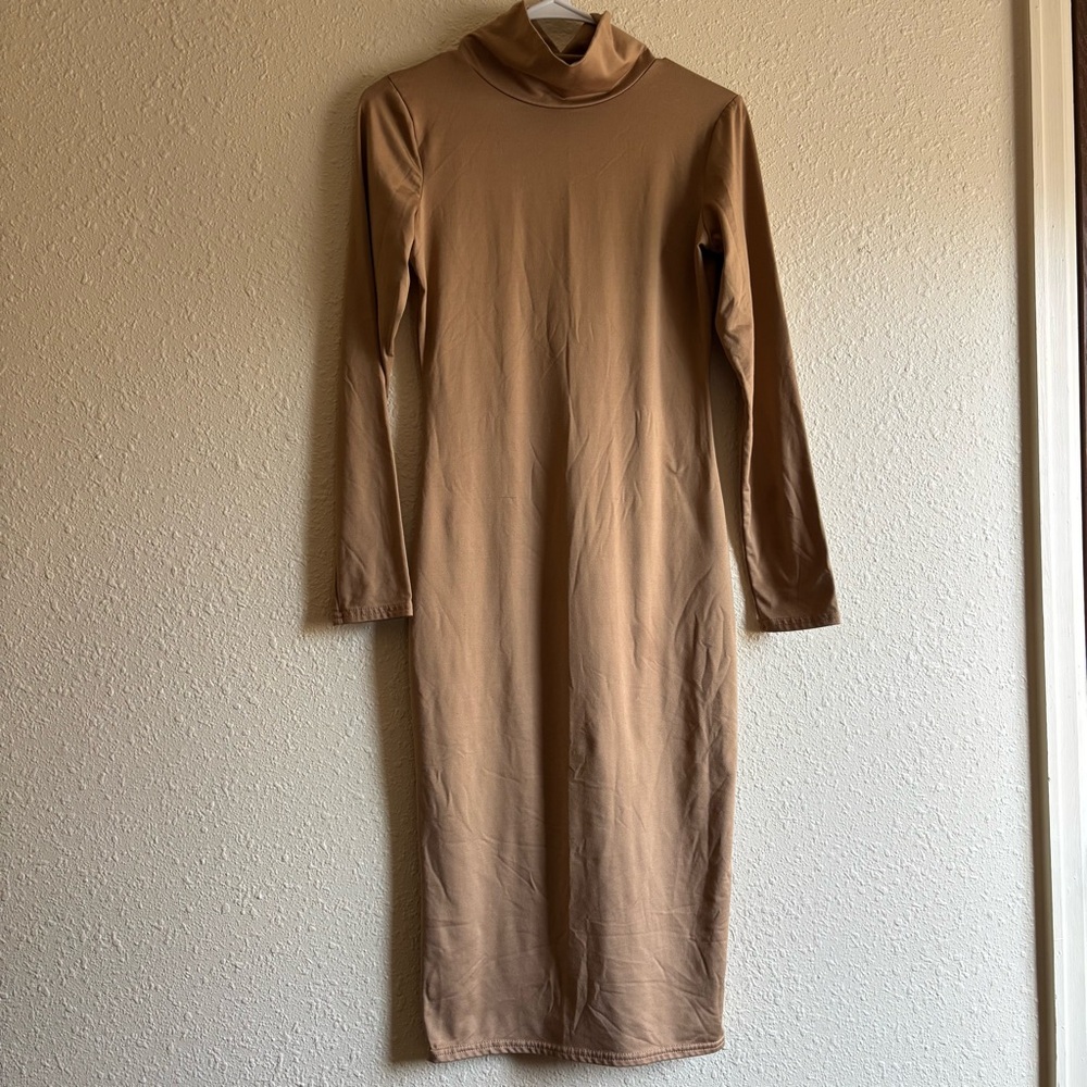 Chic Long Sleeve Tan Bodycon Dress